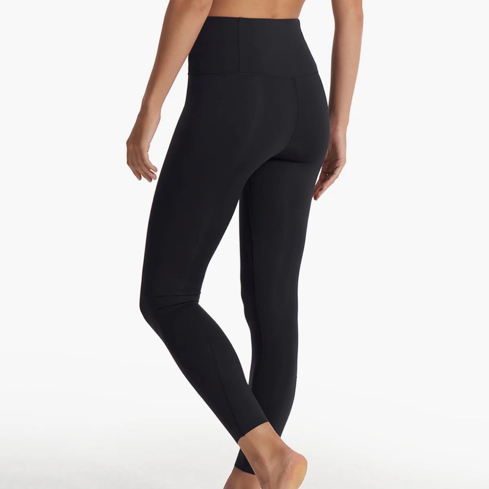Vuori Evolve Legging - Picture 2 of 5